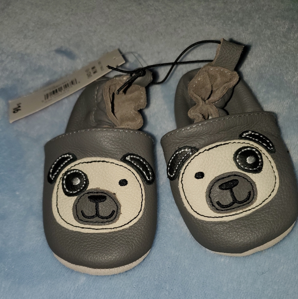 Nwot baby shoes6-12
